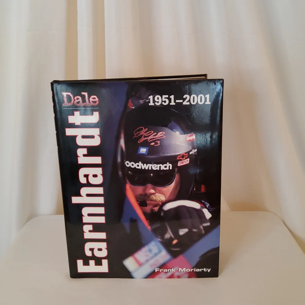 Dale Earnhardt 1951 - 2001